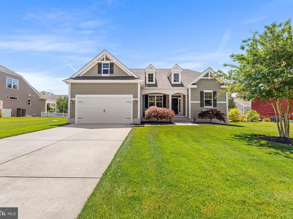 121 W Shore Dr, Milton, DE 19968