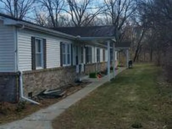 16 Maxwell St APT 3, Hebron, IN 46341