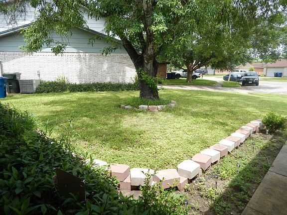3rd image of 3705 Shoal Creek Cir