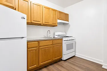540 Ocean Parkway, #L1