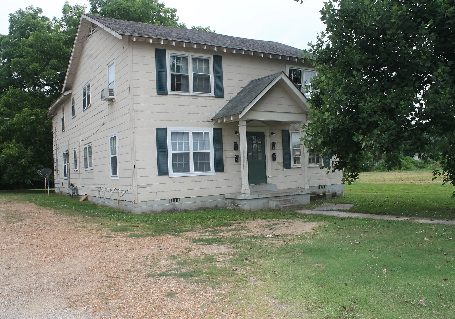 607 Hatchie — Photo 1