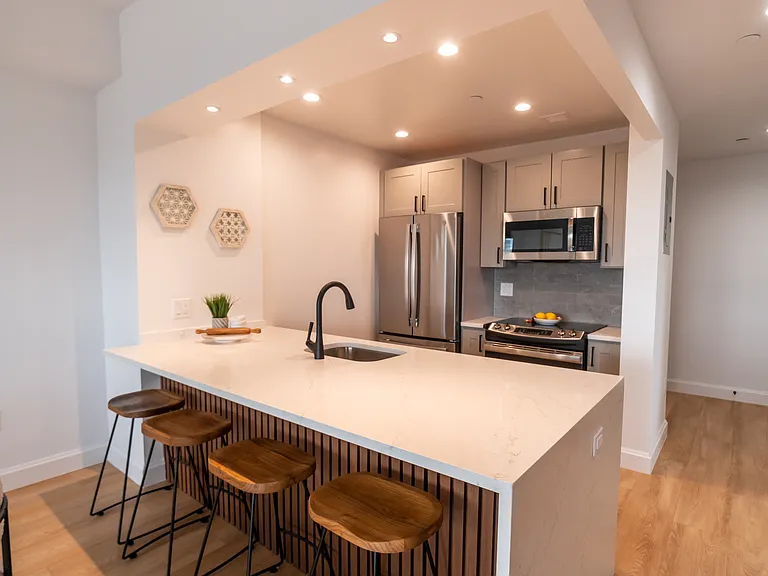 3745 Riverdale Ave #1 — Photo 6