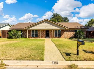 4 Amhurst Ct, Midland, TX 79705