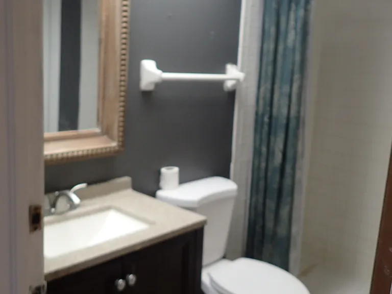 2nd floor full bath