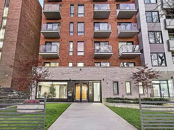 567 Ocean Pkwy APT 6D, Brooklyn, NY 11218