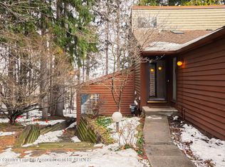 1228 Academic Way, Haslett, MI 48840