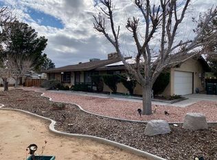 20825 Shawnee Rd, Apple Valley, CA 92308