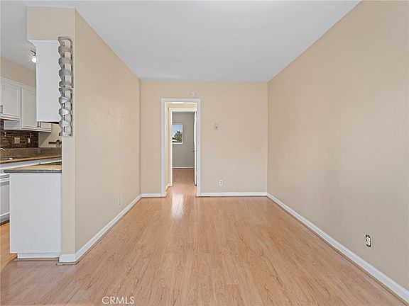 2nd image of 335 Cedar Ave Unit 412