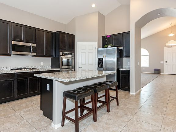 3rd image of 9709 N Melandra Way
