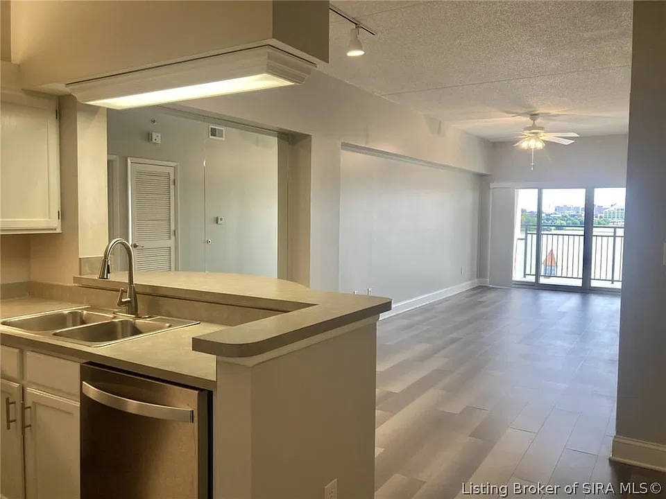 Kitchen, dining & living room