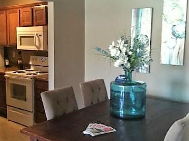 9 Hidden Park Dr #4 — Photo 5