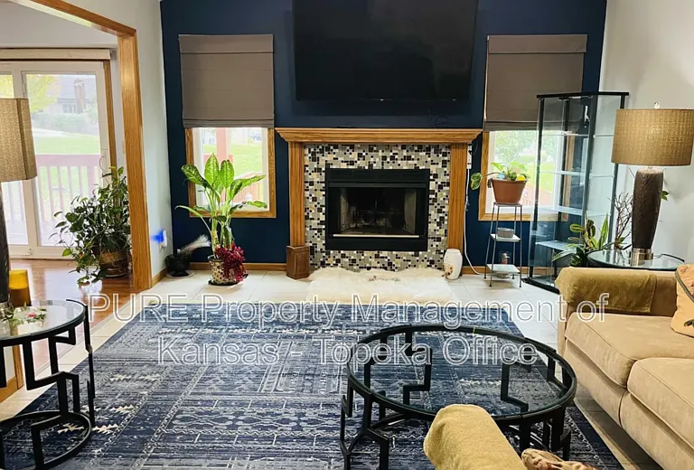 3611 SW Red Hawk Ct — Photo 3