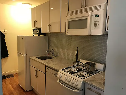 Rented by Landmark Resources | media 9