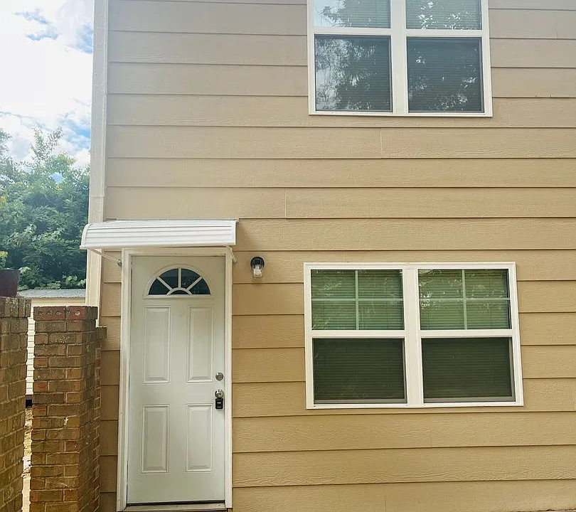 603 W Haralson St