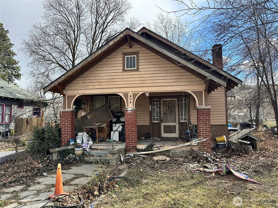 1st image of 404 2nd Avenue N