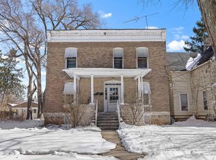 221 Rome Ave, Rockford, IL 61107