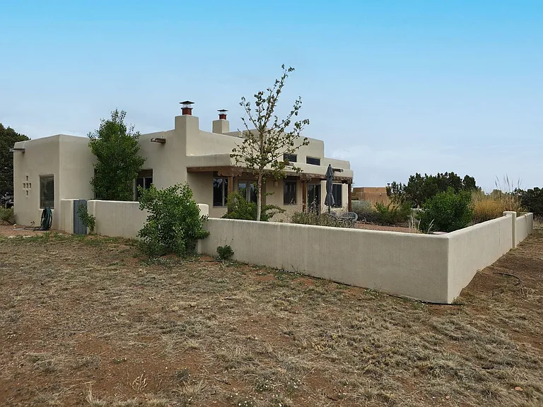 4 Inez Ct — Photo 39