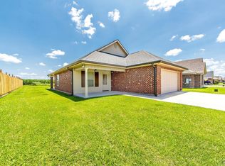 263 Landmark Dr, Raceland, LA 70394