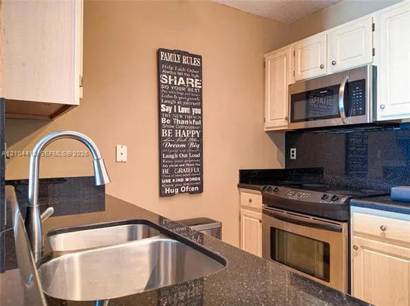 2665 SW 37th Ave #Cu-1112, Miami, FL 33133