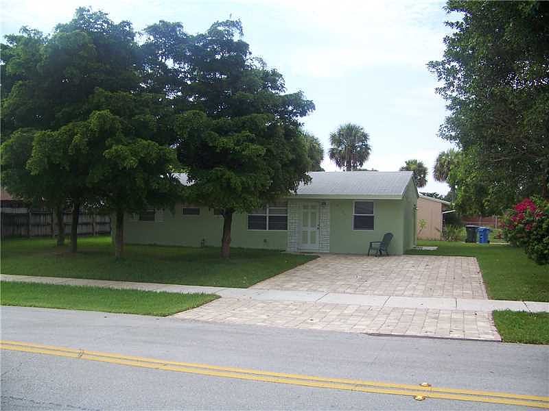 1st image of 6050 NE 6th Ave
