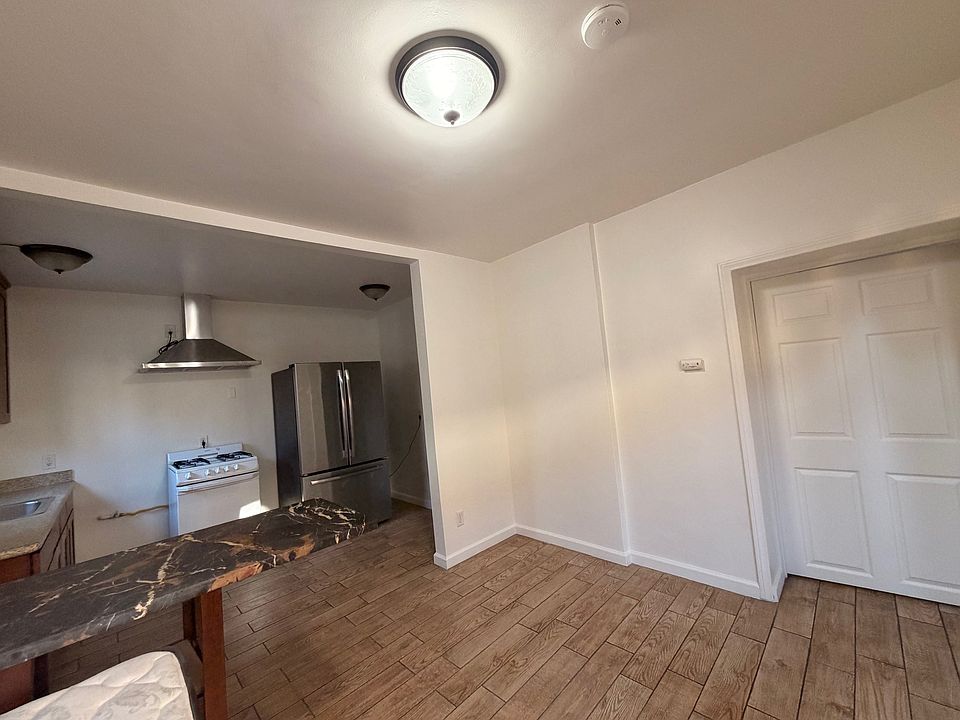 1st image of 1313 Wesley Ave