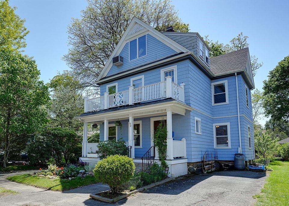 1st image of 12 Woodland St #12