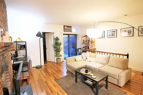 Rented by JK Dansar Corp | media 15