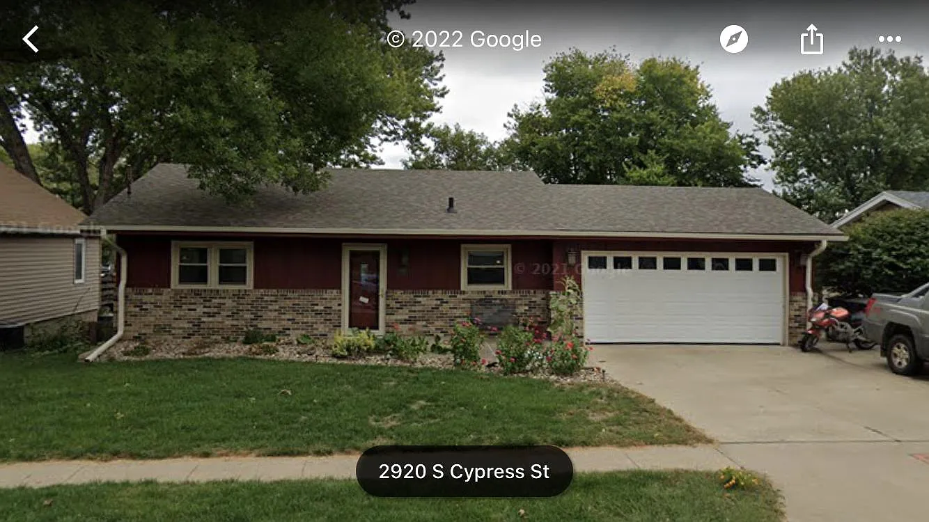 2920 S Cypress St — Photo 1