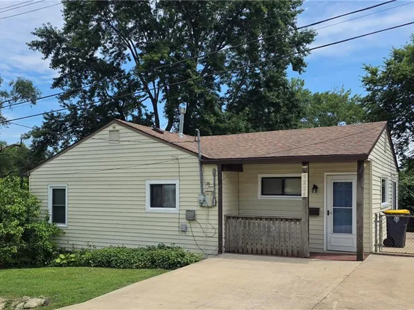 9226 Walnut St, Kansas City, MO 64114