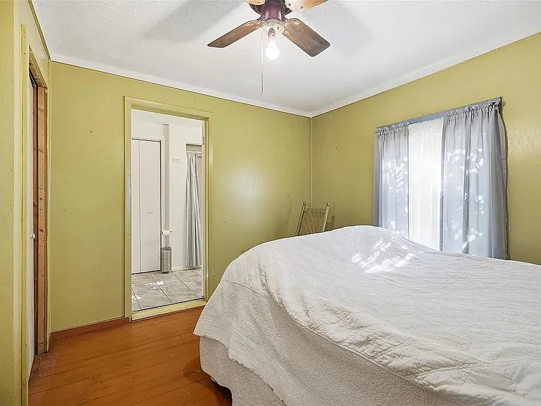 1405 S Flagler Ave — Photo 8