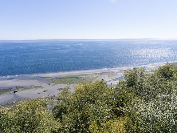 100 feet of tideland rights 