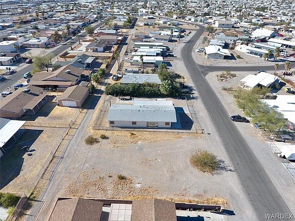 4th image of 1220 Zircon Ave