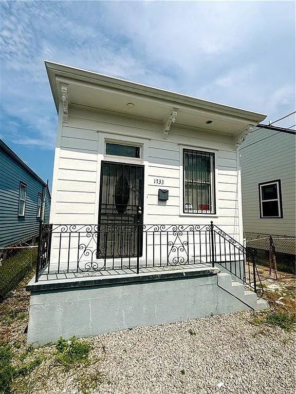 3 bed, 1483 sqft, $1,650 — Photo 1