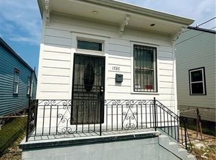 1733 Touro St, New Orleans, LA 70116