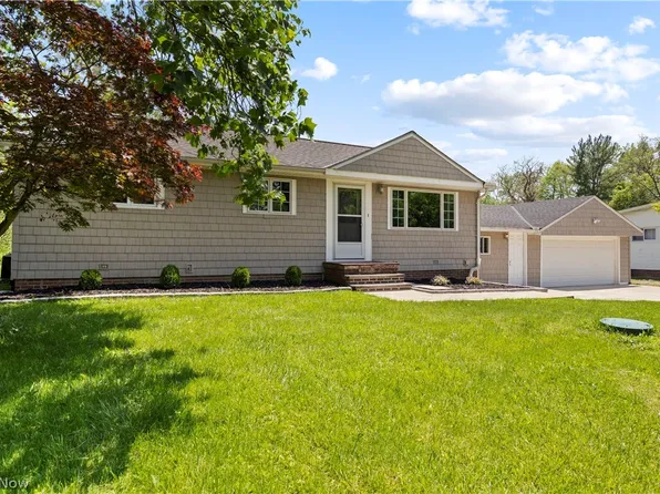 15665 Bennett Rd, North Royalton, OH 44133