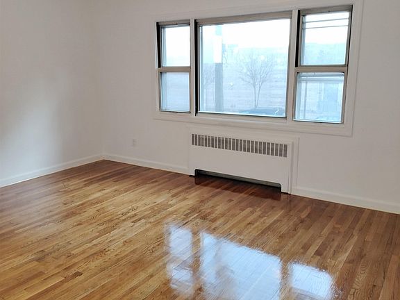 2nd image of 146-148 49th St #1