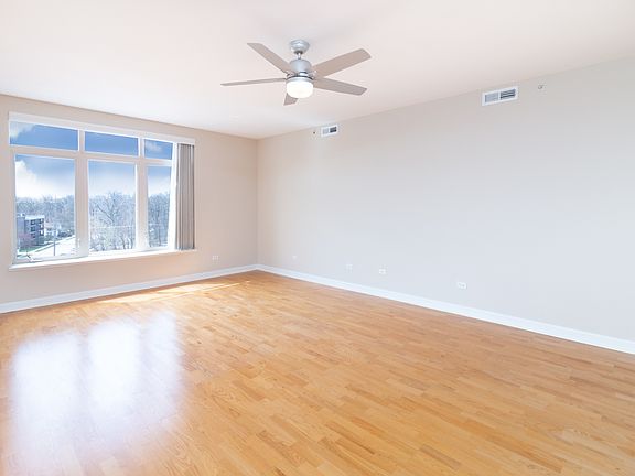 5th image of 8440 Callie Ave #C-405