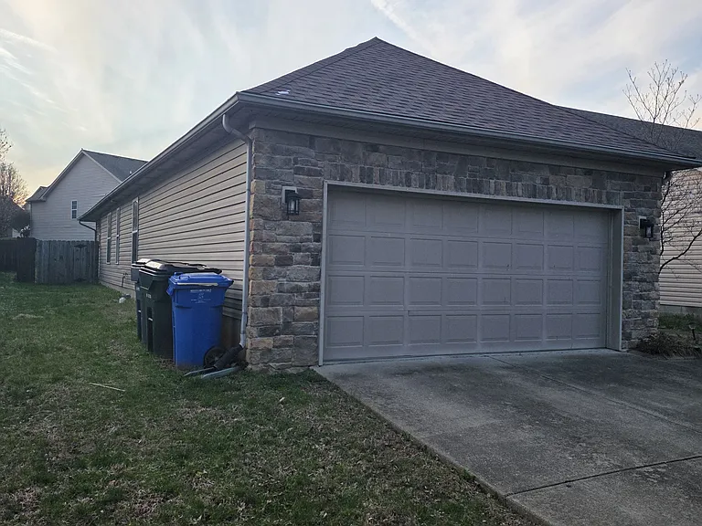 2592 Moray Pl — Photo 4