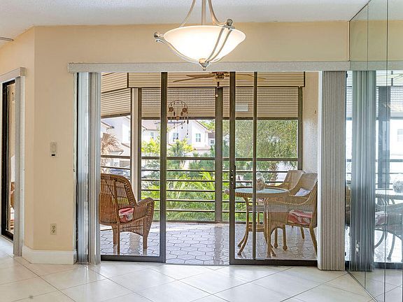 5th image of 5701 Camino Del Sol APT 204