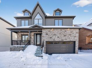 86 37th St N, Wasaga Beach, ON L9Z 2B5