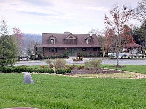 3rd image of Harbour View Ln