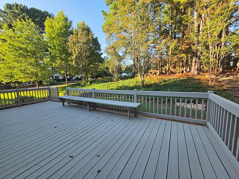 112 Spring Grove Dr — Photo 20