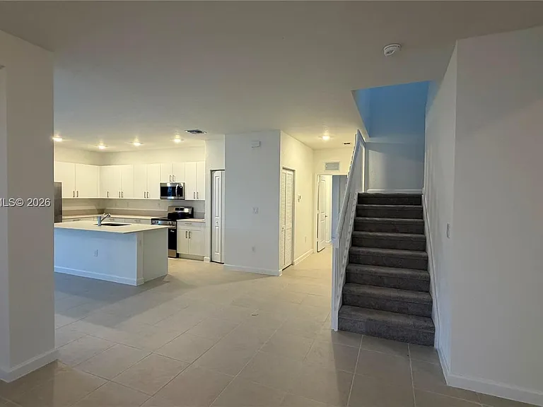 2475 SE 29th Dr — Photo 6