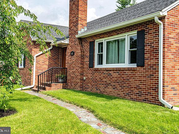 5th image of 643 Burkley Ave