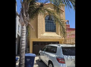381 Highland Dr, Oxnard, CA 93035