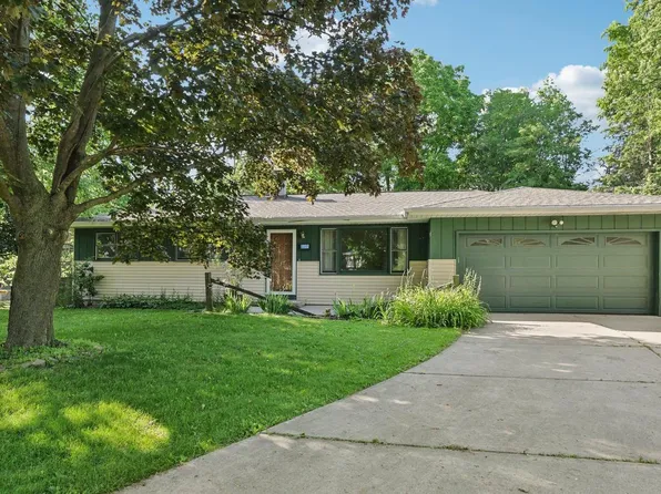 122 Violet Circle, Madison, WI 53714