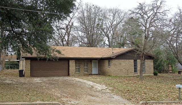 1st image of 203 Catalpa St
