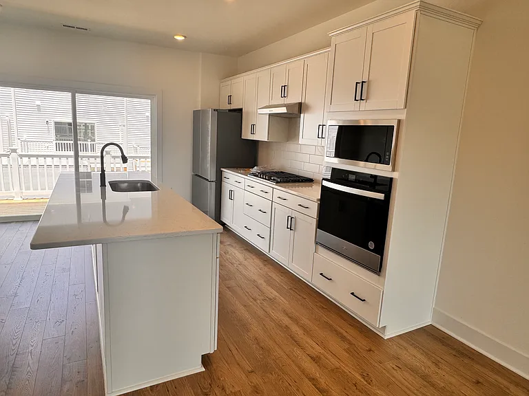 15314 Oasis Sun Way — Photo 6