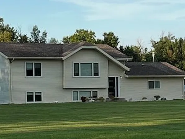 16657 52nd St SE, Kindred, ND 58051