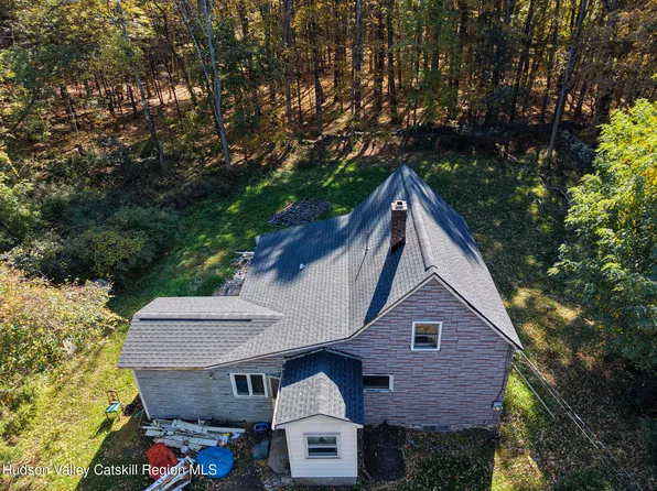 11342 New York 32, Greenville, NY 12083
